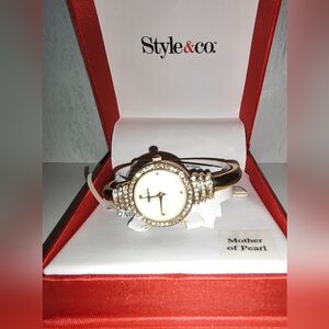 Mother of Pearl ladies watch